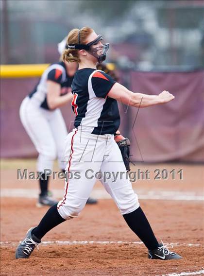 Thumbnail 3 in Angleton vs Van Vleck (First Capitol Classic) photogallery.