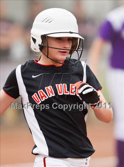 Thumbnail 2 in Angleton vs Van Vleck (First Capitol Classic) photogallery.