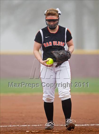 Thumbnail 3 in Angleton vs Van Vleck (First Capitol Classic) photogallery.