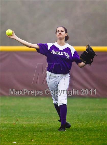 Thumbnail 2 in Angleton vs Van Vleck (First Capitol Classic) photogallery.