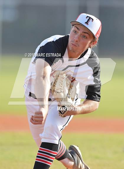 Thumbnail 3 in Tampa Prep vs Tarpon photogallery.