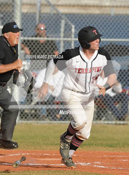 Thumbnail 3 in Tampa Prep vs Tarpon photogallery.