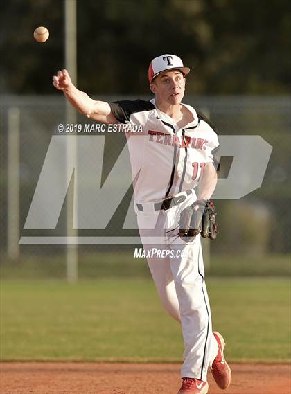 Thumbnail 1 in Tampa Prep vs Tarpon photogallery.