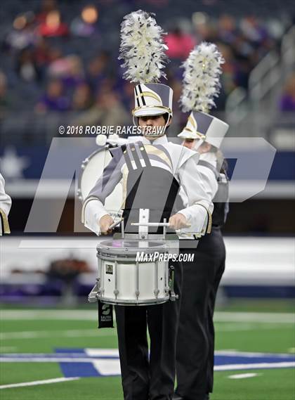 Thumbnail 3 in Canadian vs. Newton (UIL 3A Division 2 Championship) photogallery.