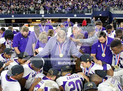 Thumbnail 2 in Canadian vs. Newton (UIL 3A Division 2 Championship) photogallery.