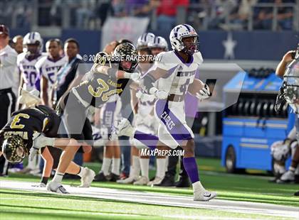 Thumbnail 2 in Canadian vs. Newton (UIL 3A Division 2 Championship) photogallery.