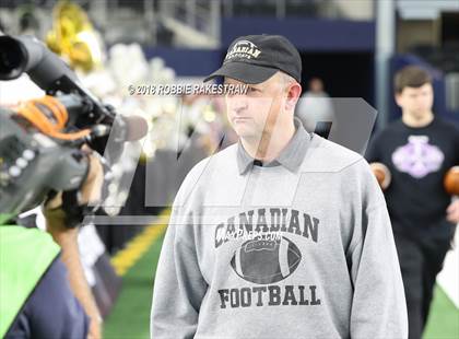 Thumbnail 1 in Canadian vs. Newton (UIL 3A Division 2 Championship) photogallery.