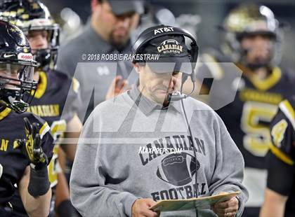 Thumbnail 3 in Canadian vs. Newton (UIL 3A Division 2 Championship) photogallery.