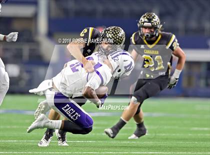 Thumbnail 1 in Canadian vs. Newton (UIL 3A Division 2 Championship) photogallery.