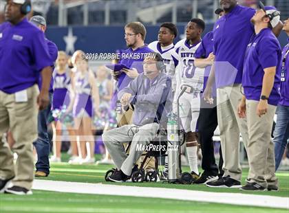 Thumbnail 3 in Canadian vs. Newton (UIL 3A Division 2 Championship) photogallery.