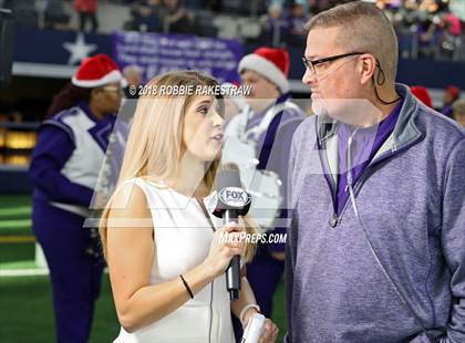 Thumbnail 2 in Canadian vs. Newton (UIL 3A Division 2 Championship) photogallery.