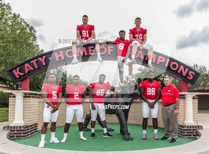 Thumbnail 1 in Katy (Preseason Early Contenders Photo Shoot) photogallery.