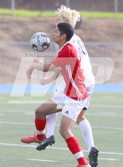 Thumbnail 1 in Carlsbad vs. Montgomery (Grossmont Holiday Tournament) photogallery.