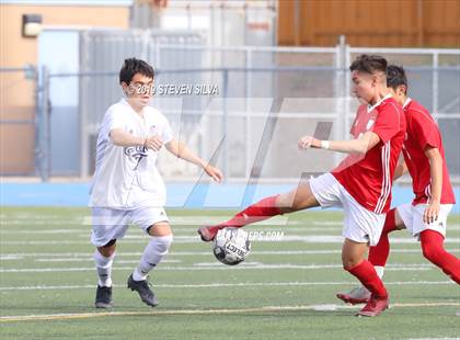 Thumbnail 3 in Carlsbad vs. Montgomery (Grossmont Holiday Tournament) photogallery.