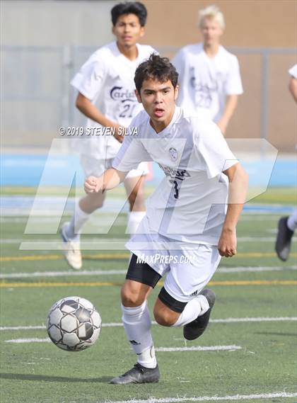 Thumbnail 2 in Carlsbad vs. Montgomery (Grossmont Holiday Tournament) photogallery.