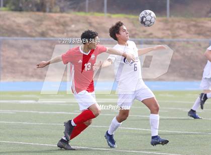 Thumbnail 2 in Carlsbad vs. Montgomery (Grossmont Holiday Tournament) photogallery.