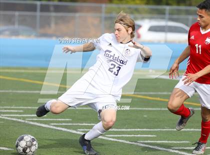 Thumbnail 2 in Carlsbad vs. Montgomery (Grossmont Holiday Tournament) photogallery.