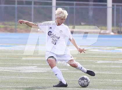 Thumbnail 3 in Carlsbad vs. Montgomery (Grossmont Holiday Tournament) photogallery.