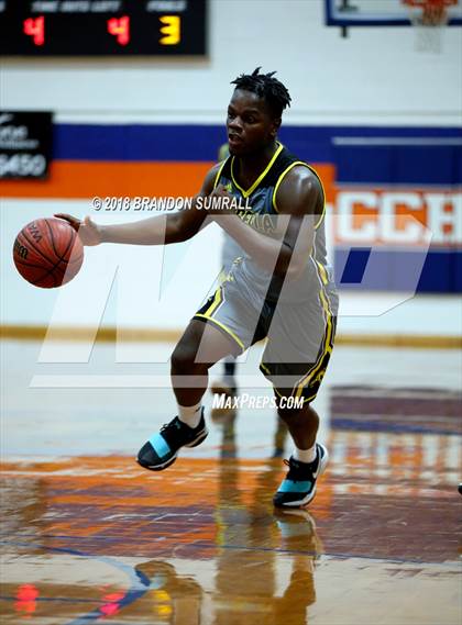 Thumbnail 3 in Isabella vs Thorsby (Chilton County Tournament) photogallery.
