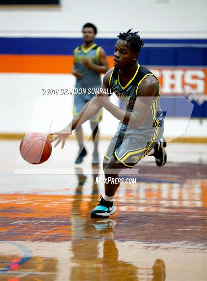 Thumbnail 2 in Isabella vs Thorsby (Chilton County Tournament) photogallery.