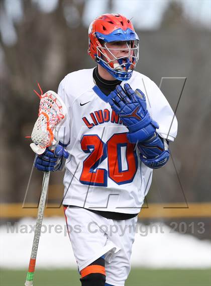 Thumbnail 3 in Livonia vs. Rush-Henrietta photogallery.