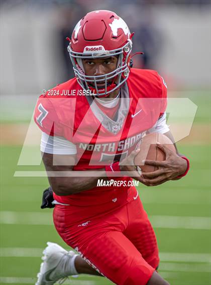 Thumbnail 3 in North Shore vs. Atascocita (UIL 6A D1 Region 3 Football Quarterfinal) photogallery.