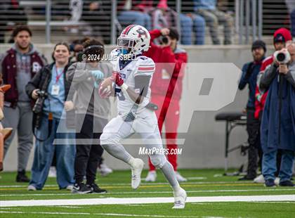 Thumbnail 1 in North Shore vs. Atascocita (UIL 6A D1 Region 3 Football Quarterfinal) photogallery.