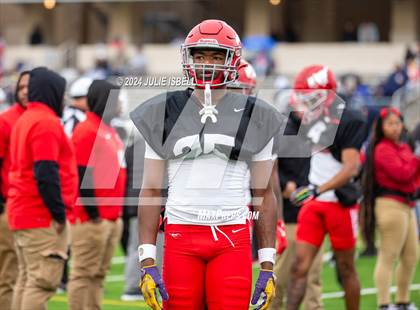 Thumbnail 1 in North Shore vs. Atascocita (UIL 6A D1 Region 3 Football Quarterfinal) photogallery.