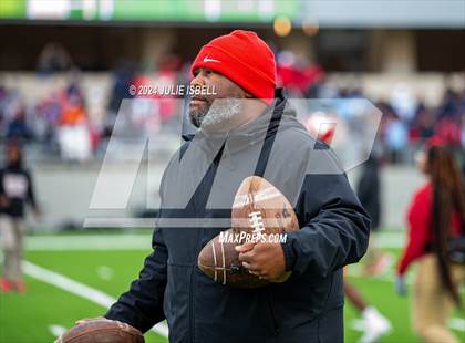 Thumbnail 1 in North Shore vs. Atascocita (UIL 6A D1 Region 3 Football Quarterfinal) photogallery.