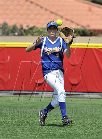Thumbnail 3 in Fountain Valley @ Orange Lutheran (Game 2) photogallery.