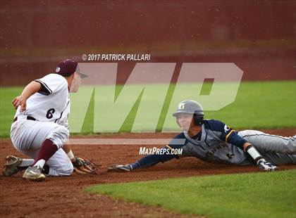 Thumbnail 1 in Oak Ridge @ Woodcreek photogallery.