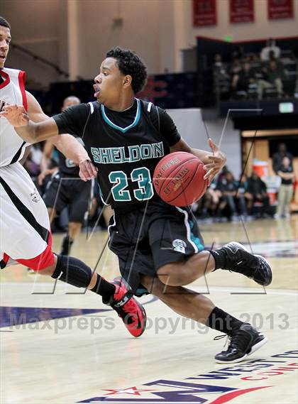 Thumbnail 3 in Salesian vs. Sheldon (CIF NorCal Regional Open Division Semifinal) photogallery.