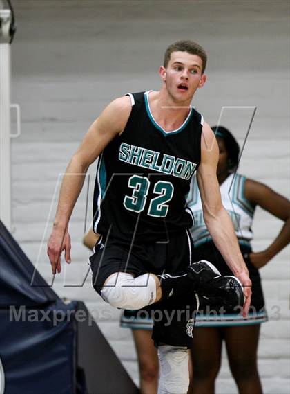 Thumbnail 2 in Salesian vs. Sheldon (CIF NorCal Regional Open Division Semifinal) photogallery.