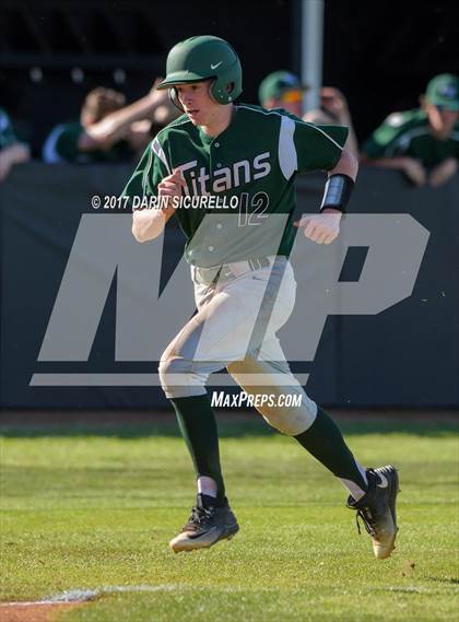 Thumbnail 3 in Ralston Valley vs. West Salem (Coach Bob Invitational) photogallery.
