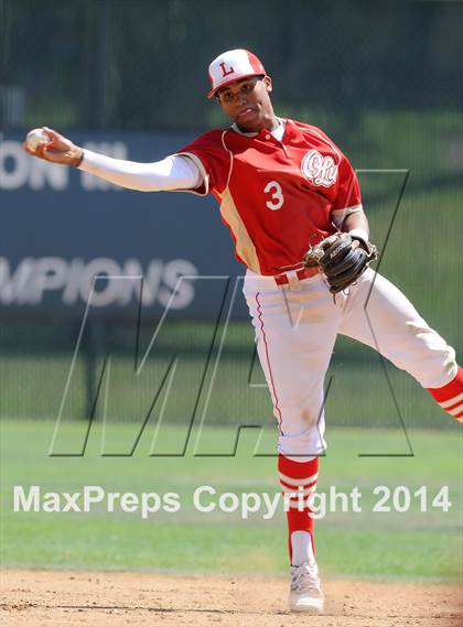 Thumbnail 1 in Tustin @ Orange Lutheran (Game 2) photogallery.