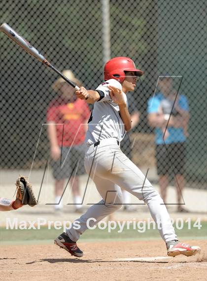 Thumbnail 2 in Tustin @ Orange Lutheran (Game 2) photogallery.