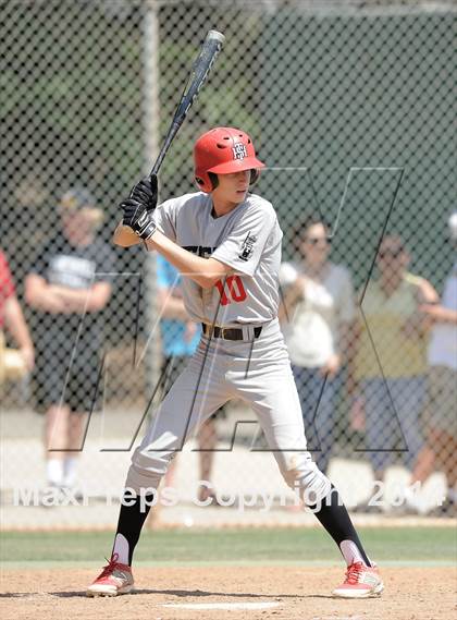 Thumbnail 2 in Tustin @ Orange Lutheran (Game 2) photogallery.