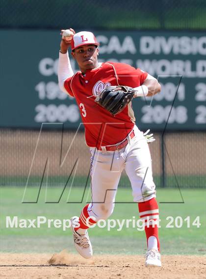 Thumbnail 3 in Tustin @ Orange Lutheran (Game 2) photogallery.