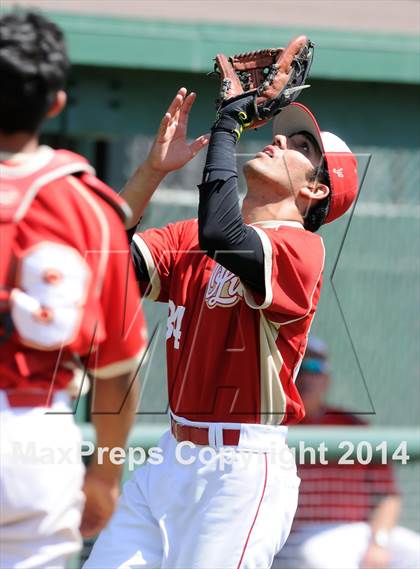 Thumbnail 1 in Tustin @ Orange Lutheran (Game 2) photogallery.