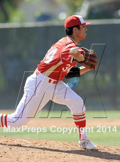 Thumbnail 3 in Tustin @ Orange Lutheran (Game 2) photogallery.
