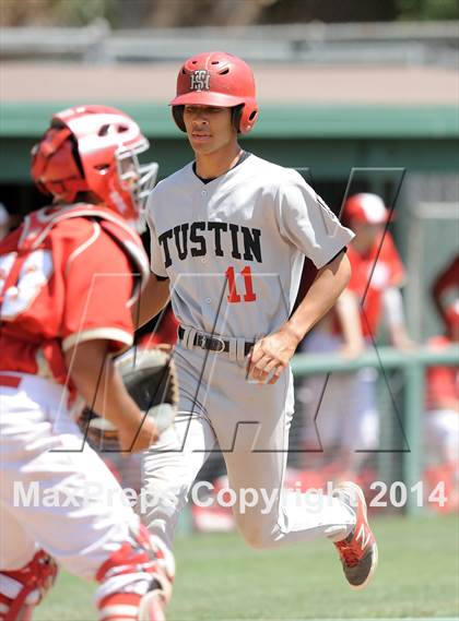 Thumbnail 3 in Tustin @ Orange Lutheran (Game 2) photogallery.