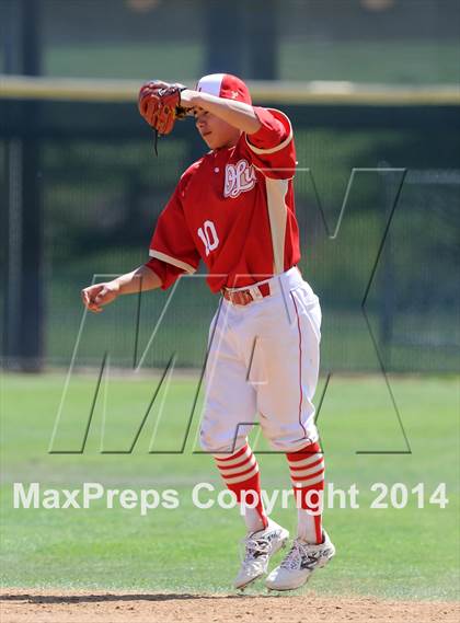 Thumbnail 3 in Tustin @ Orange Lutheran (Game 2) photogallery.