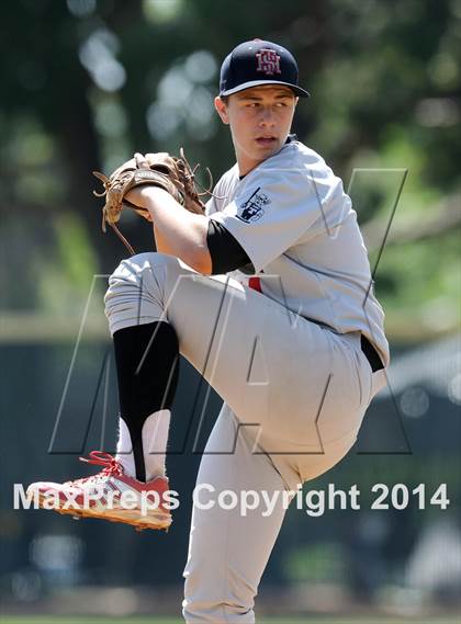 Thumbnail 2 in Tustin @ Orange Lutheran (Game 2) photogallery.