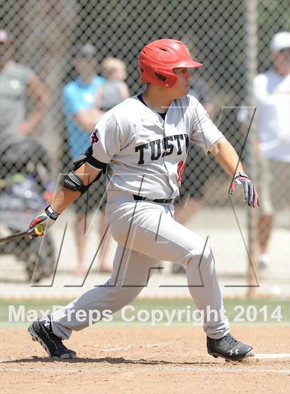 Thumbnail 2 in Tustin @ Orange Lutheran (Game 2) photogallery.