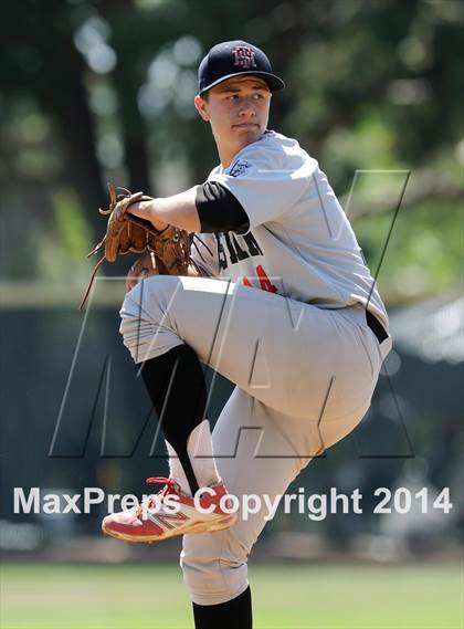 Thumbnail 1 in Tustin @ Orange Lutheran (Game 2) photogallery.