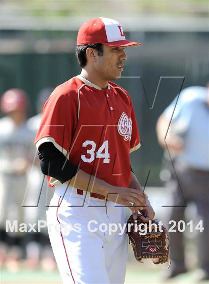 Thumbnail 3 in Tustin @ Orange Lutheran (Game 2) photogallery.