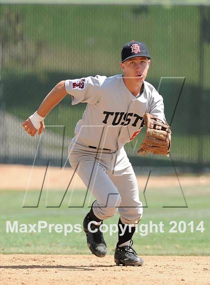 Thumbnail 3 in Tustin @ Orange Lutheran (Game 2) photogallery.