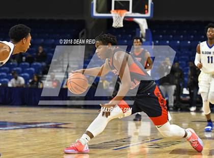 Thumbnail 3 in West Aurora vs. Bloom (Chicago Elite Classic) photogallery.