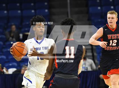 Thumbnail 3 in West Aurora vs. Bloom (Chicago Elite Classic) photogallery.