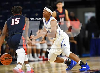 Thumbnail 2 in West Aurora vs. Bloom (Chicago Elite Classic) photogallery.